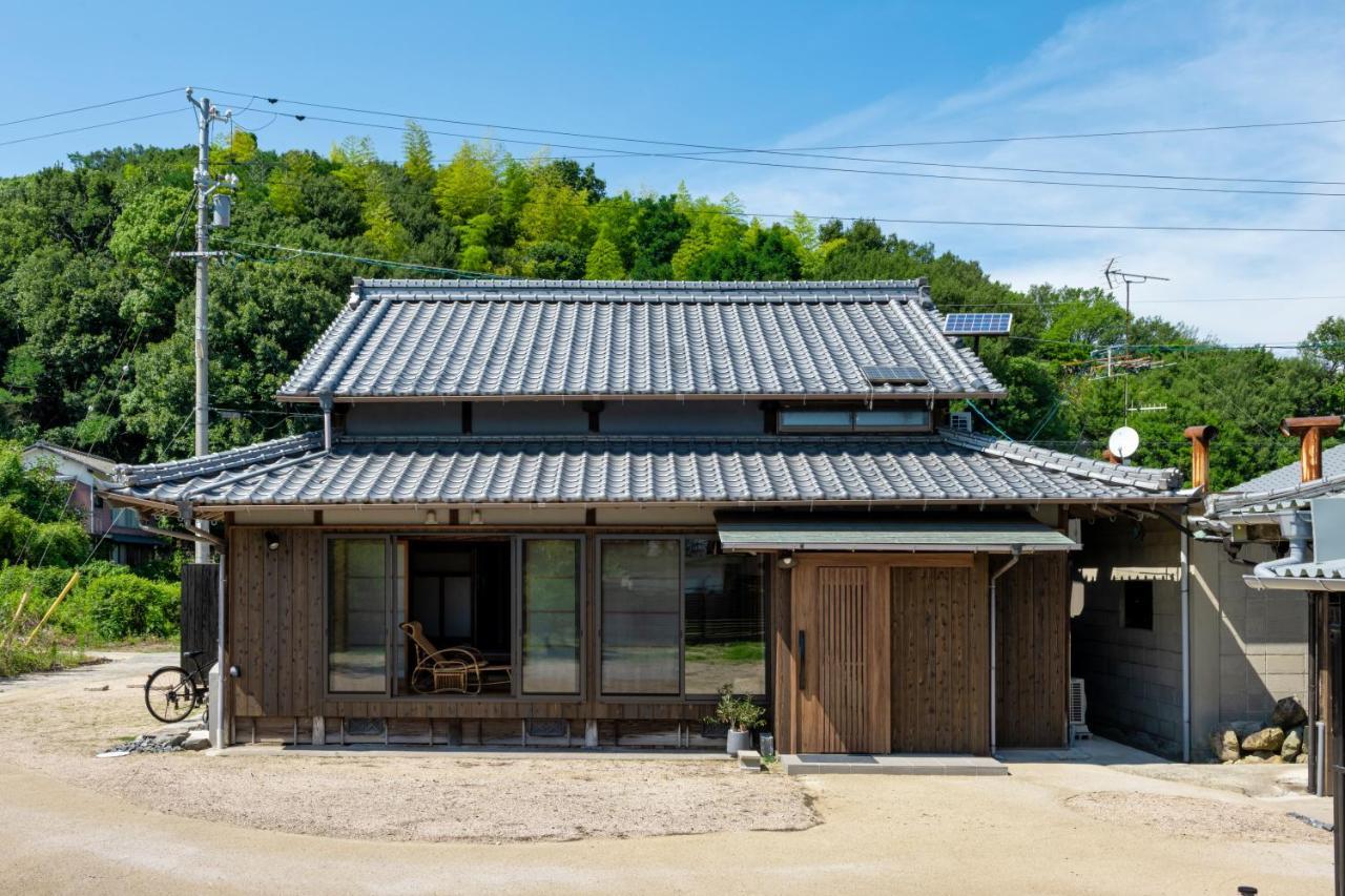 Omishima Space Omoya Imabari Railway Station Dış mekan fotoğraf